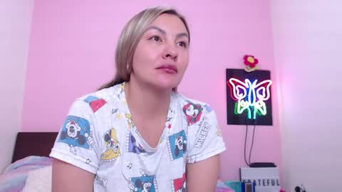 K A R O L online show from February 19, 2:23 am