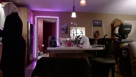 Snapshot of danikawhite69 chatting on February 7, 7:18 am DanikaWhite69 online show from February 7, 7:18 am