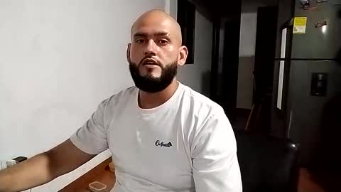 Snapshot of daniloh_xxx chatting on November 7, 10:43 pm daniloh_xxx online show from November 7, 10:43 pm