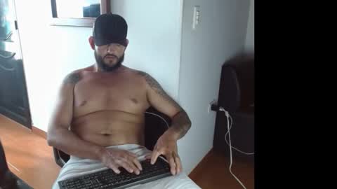 Snapshot of daniloh_xxx chatting on February 11, 7:30 pm daniloh_xxx online show from February 11, 7:30 pm