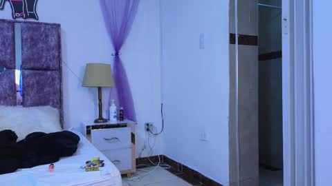 Danilu and Eva online show from November 6, 9:26 pm