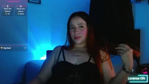 Snapshot of daniorange chatting on May 25, 11:22 pm Dani online show from May 25, 11:22 pm
