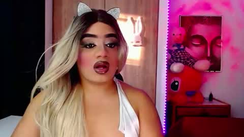 Snapshot of danipein chatting on October 13, 10:10 pm danipein online show from October 13, 10:10 pm