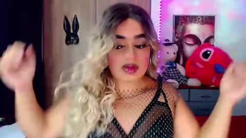 Snapshot of danipein chatting on October 16, 11:22 am danipein online show from October 16, 11:22 am