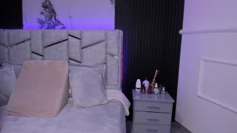 Dani Phonenix online show from February 20, 8:14 pm