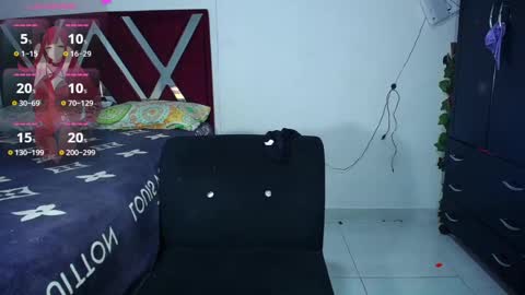 Snapshot of danisabrownn chatting on March 12, 12:57 pm danisabrownn online show from March 12, 12:57 pm