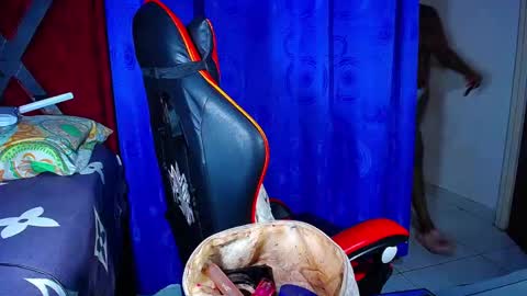 Snapshot of danisabrownn chatting on February 17, 2:02 pm danisabrownn online show from February 17, 2:02 pm