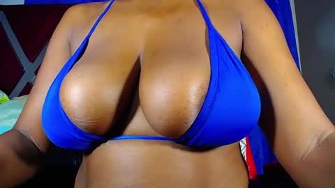 Snapshot of danisabrownn chatting on March 16, 12:53 pm danisabrownn online show from March 16, 12:53 pm