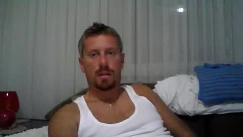 Snapshot of danisami12345 chatting on November 2, 11:18 pm daniel online show from November 2, 11:18 pm