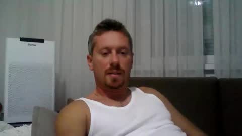 Snapshot of danisami12345 chatting on November 21, 10:52 pm daniel online show from November 21, 10:52 pm