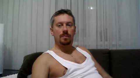 Snapshot of danisami12345 chatting on December 20, 10:06 pm daniel online show from December 20, 10:06 pm