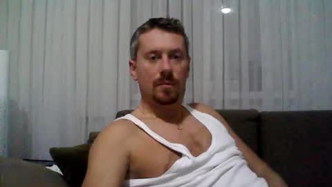 Snapshot of danisami12345 chatting on December 21, 9:22 pm daniel online show from December 21, 9:22 pm