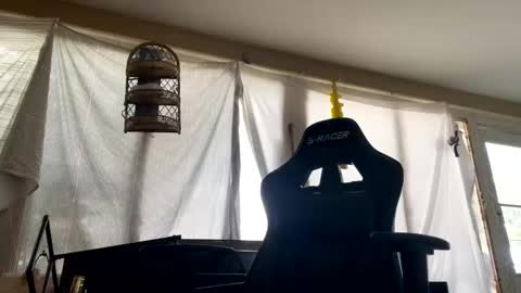 Snapshot of daniszyramaer chatting on February 9, 7:09 pm ZyRaMaxx online show from February 9, 7:09 pm