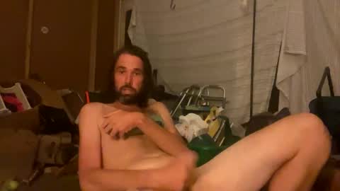 Snapshot of daniszyramaer chatting on February 23, 12:41 am ZyRaMaxx online show from February 23, 12:41 am