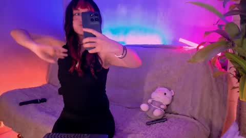 danita_veelz online show from April 13, 4:40 am