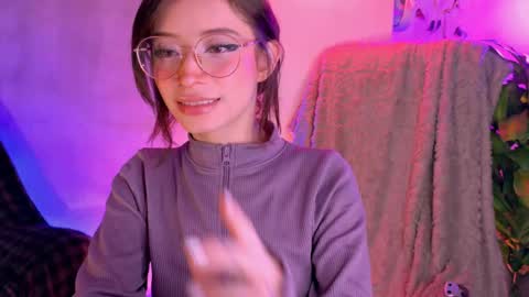 Snapshot of danita_veelz chatting on May 14, 5:31 pm danita_veelz online show from May 14, 5:31 pm