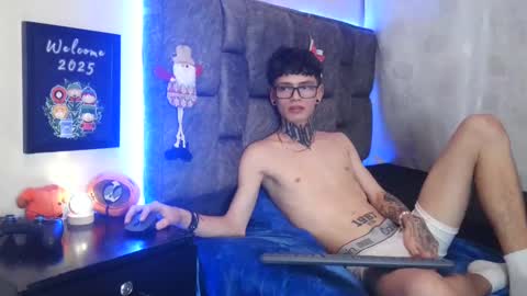 Dann Brown online show from January 1, 12:00 am