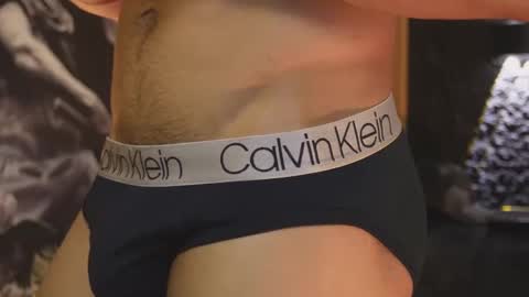 Snapshot of dann_saenz chatting on October 31, 2:18 pm Dann saenz online show from October 31, 2:18 pm