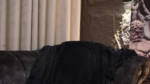 Snapshot of dann_saenz chatting on November 9, 12:09 am Dann saenz online show from November 9, 12:09 am