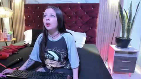 Danna  online show from April 29, 12:20 pm