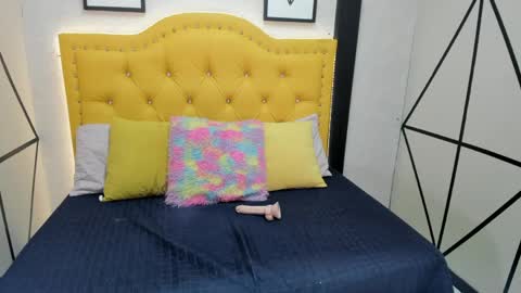 Danna online show from May 4, 7:43 pm