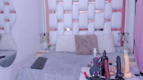 Danna Flame online show from November 4, 1:21 pm