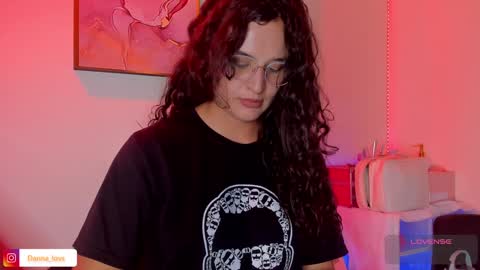 Danna Lovs online show from December 10, 2:28 pm