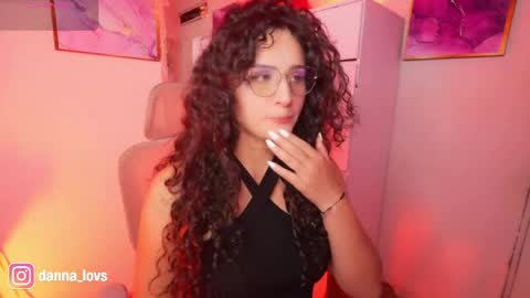 Snapshot of danna_lovs chatting on May 26, 2:29 am Danna Lovs online show from May 26, 2:29 am
