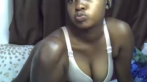 danna_miki online show from February 19, 9:27 am