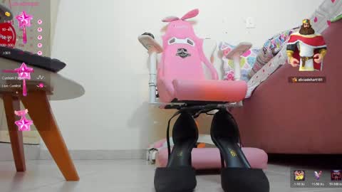 Snapshot of danna_scott26 chatting on June 4, 2:39 am danna_scott26 online show from June 4, 2:39 am