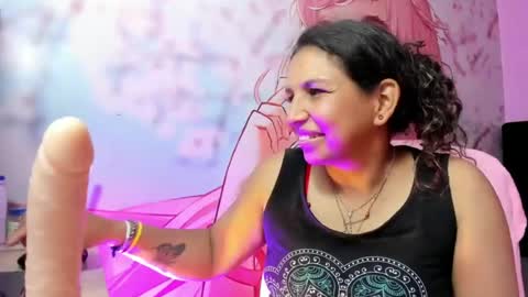 Snapshot of danna_sg chatting on July 2, 3:34 am danna_sg online show from July 2, 3:34 am