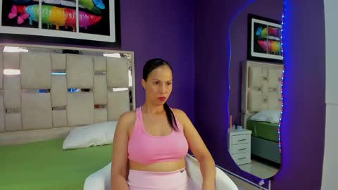 danna_velvett online show from March 19, 3:21 am