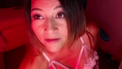 Snapshot of danna_wester chatting on October 11, 6:50 pm D a n n a w e s t e r online show from October 11, 6:50 pm