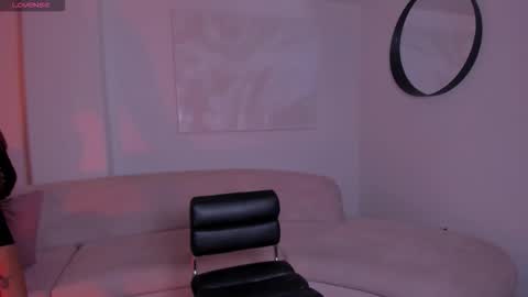 Danna Cruz  online show from September 13, 7:13 pm