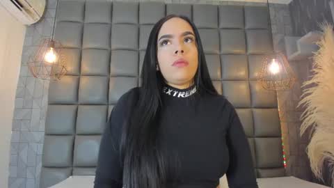 Snapshot of dannavelvet chatting on July 31, 1:32 pm Danna online show from July 31, 1:32 pm