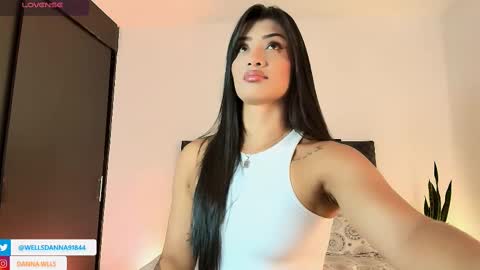 Danna Wells online show from October 6, 11:18 am