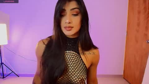 Danna Wells online show from May 28, 1:14 am