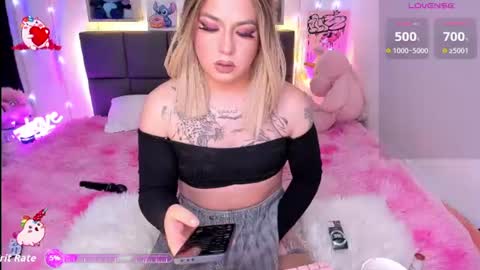 Snapshot of dannia_13 chatting on June 23, 3:26 am dannia_13 online show from June 23, 3:26 am