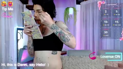 danni online show from June 3, 5:40 pm