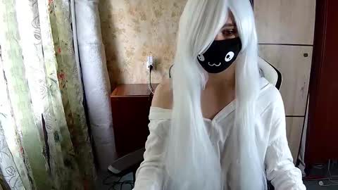 Snapshot of danniielll chatting on October 5, 11:08 am HilmarZ online show from October 5, 11:08 am