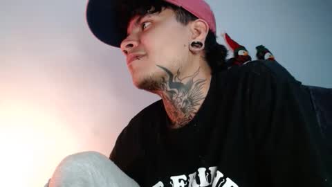 DANNTE online show from December 4, 11:57 pm