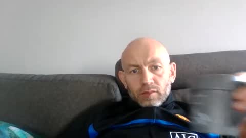 Snapshot of danny81boy chatting on May 12, 12:35 pm danny81boy online show from May 12, 12:35 pm