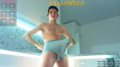 danny__magic online show from October 29, 1:57 pm