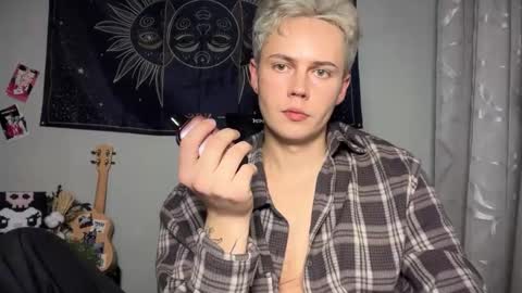 danny online show from October 27, 7:29 pm