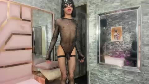 Snapshot of danny_lux chatting on June 7, 2:59 am Danny online show from June 7, 2:59 am