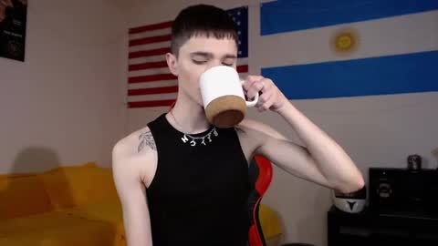 Danny online show from November 12, 2:28 pm