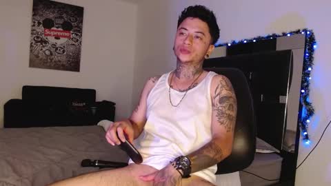 Snapshot of danny_stark chatting on December 27, 2:04 am Danny online show from December 27, 2:04 am