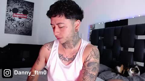 Snapshot of danny_stark chatting on March 8, 1:17 am Danny online show from March 8, 1:17 am