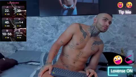 Danny Willson online show from November 5, 10:04 am