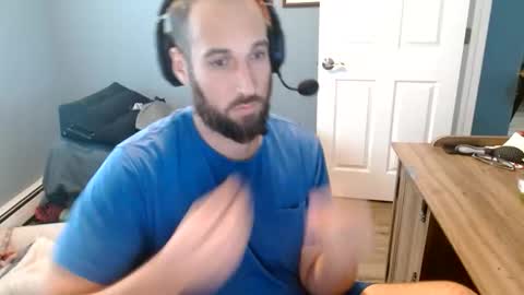 Snapshot of dannyboyx69 chatting on May 23, 7:18 pm dannyboyx69 online show from May 23, 7:18 pm